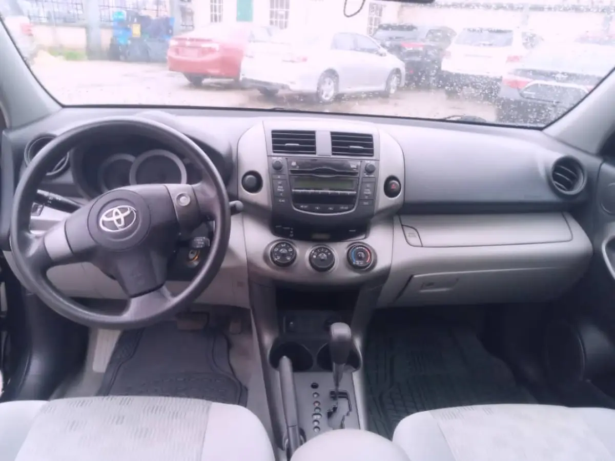 TOKS TOYOTA RAV4 LE 2011 MODEL - Image 6