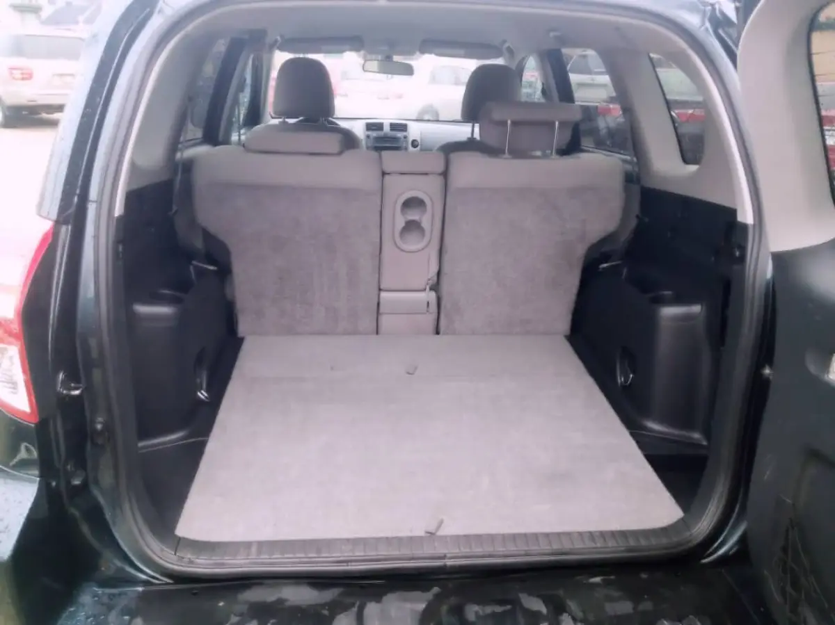 TOKS TOYOTA RAV4 LE 2011 MODEL - Image 8