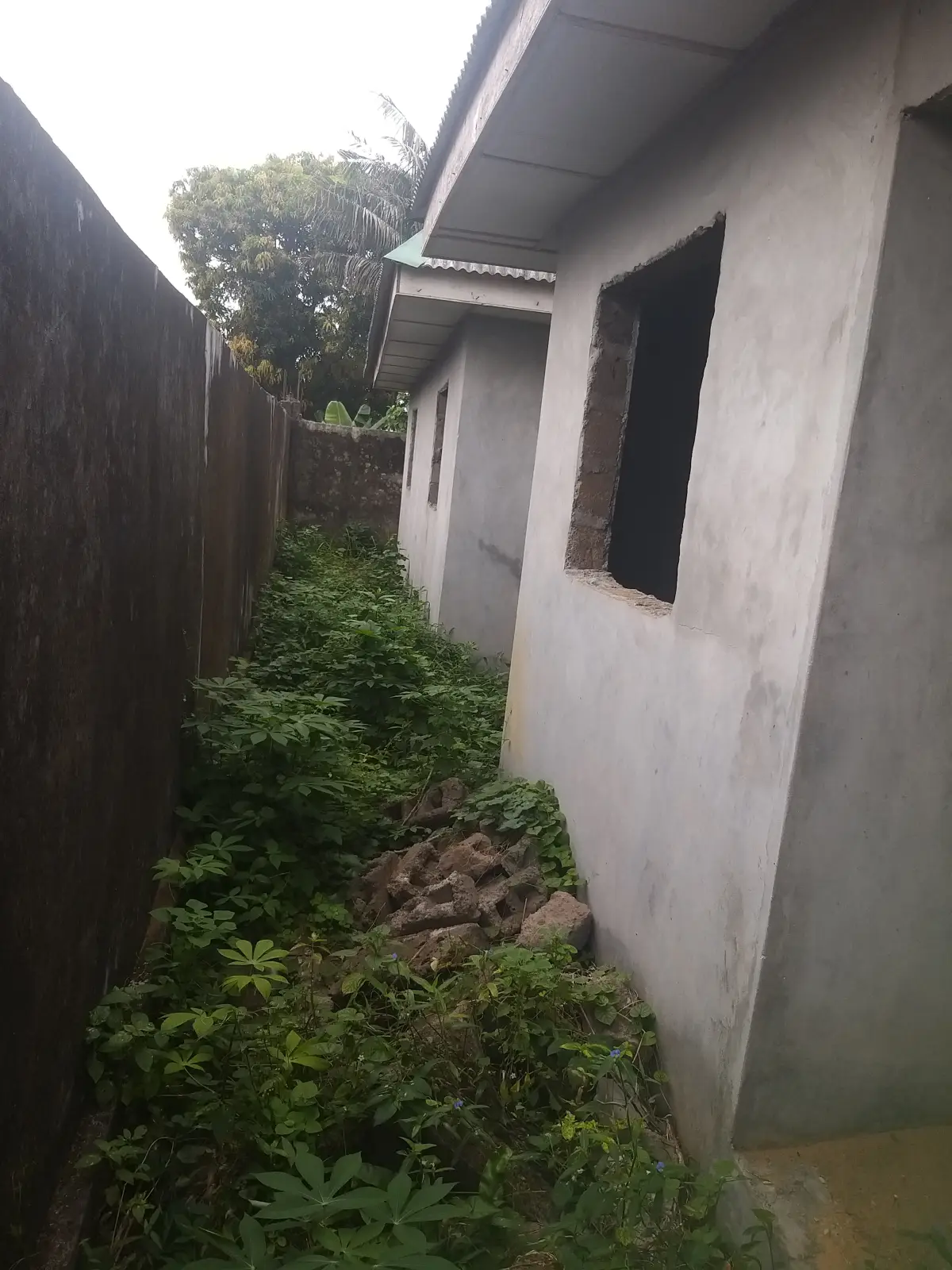 . Unfinished Estate with Endless PotentialMake It Your Own - Image 9