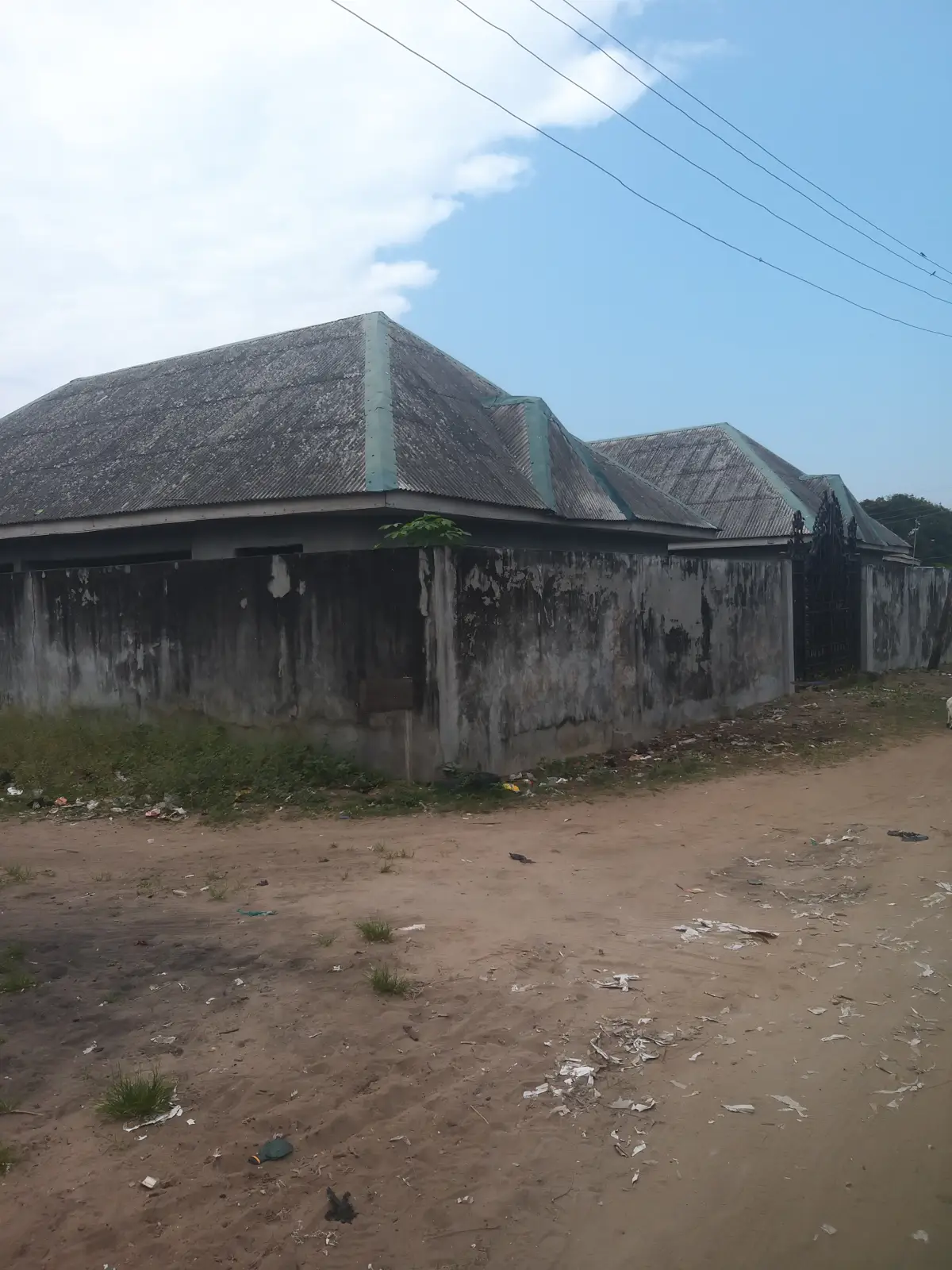 . Unfinished Estate with Endless PotentialMake It Your Own - Image 10