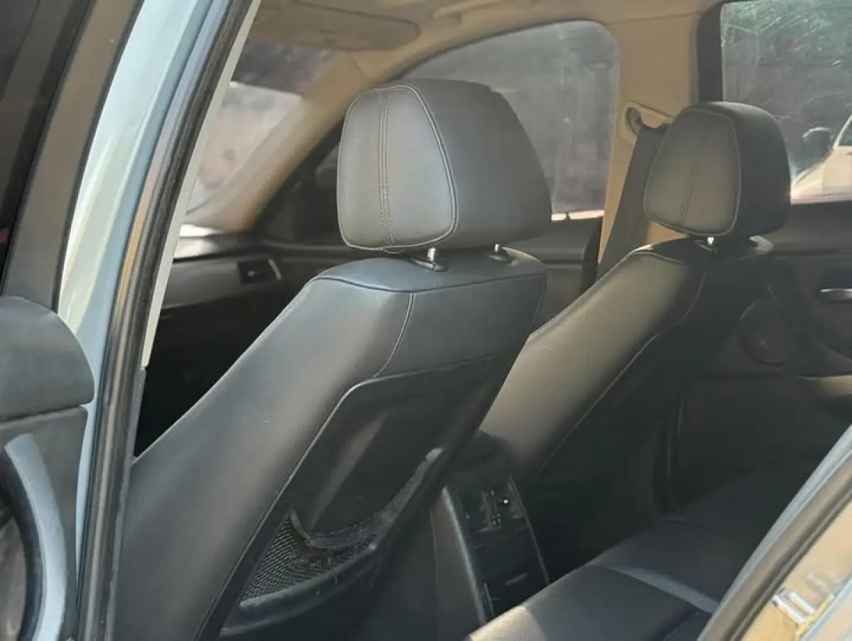 2014 BMW 335i - Image 5