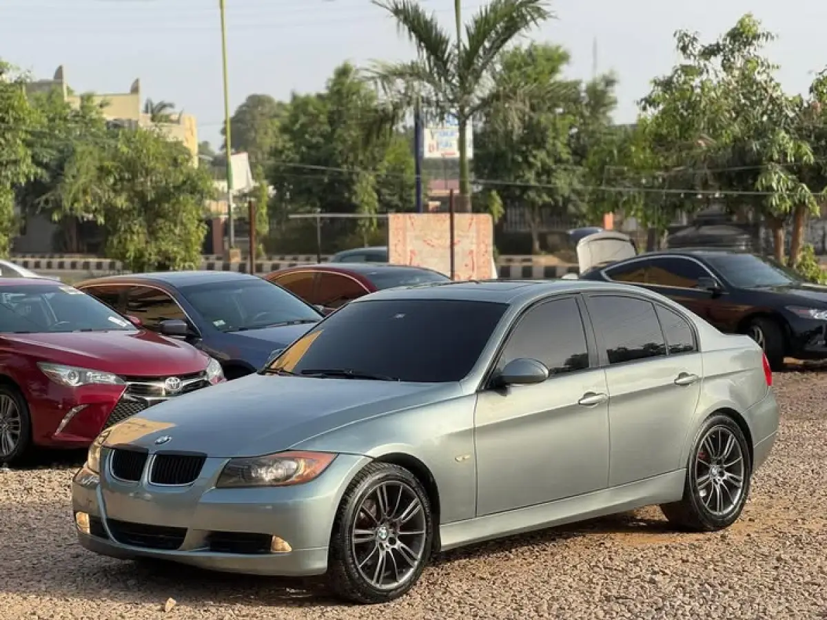 2014 BMW 335i - Image 6