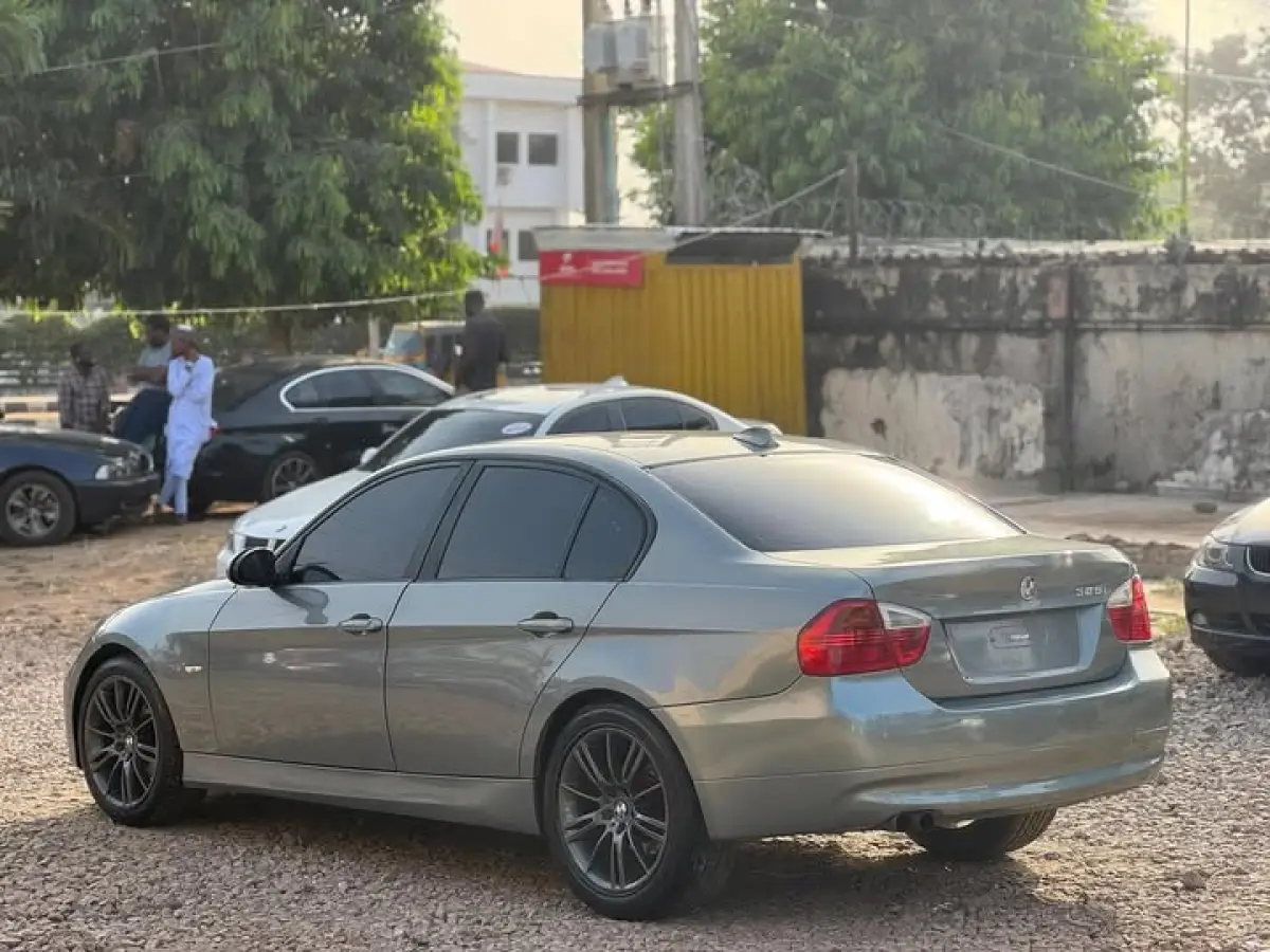 2014 BMW 335i - Image 10