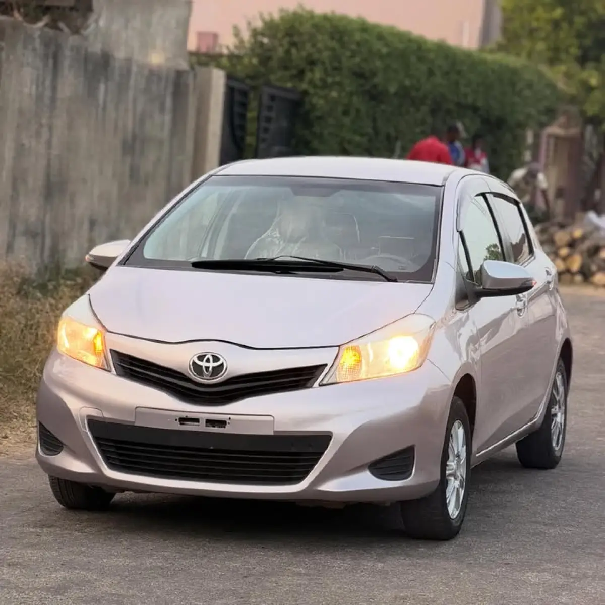 2013 Toyota Yaris - Image 5