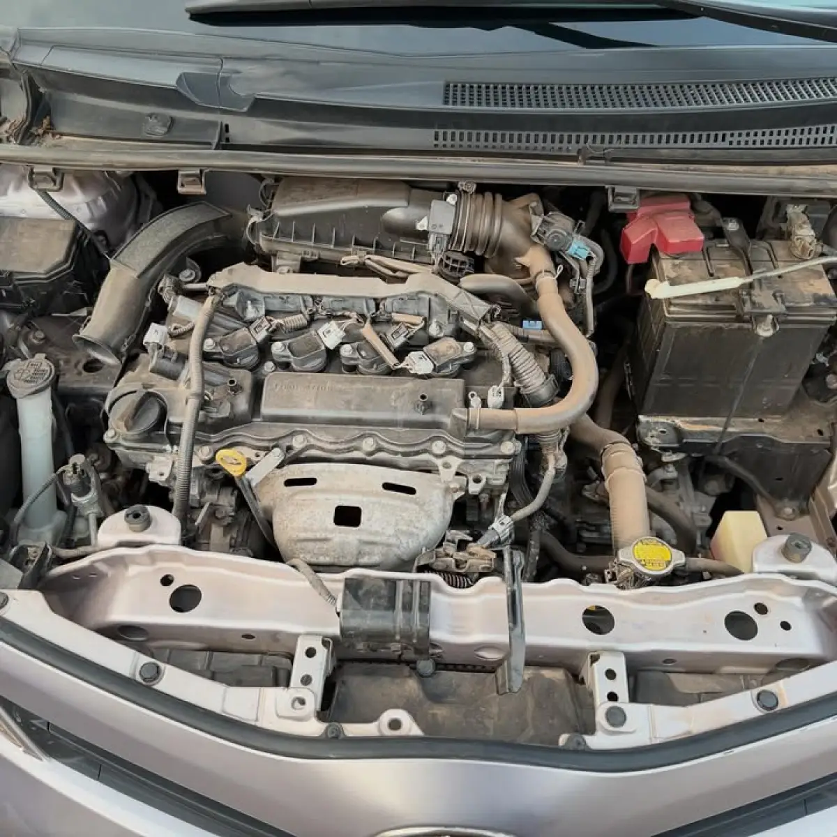 2013 Toyota Yaris - Image 10