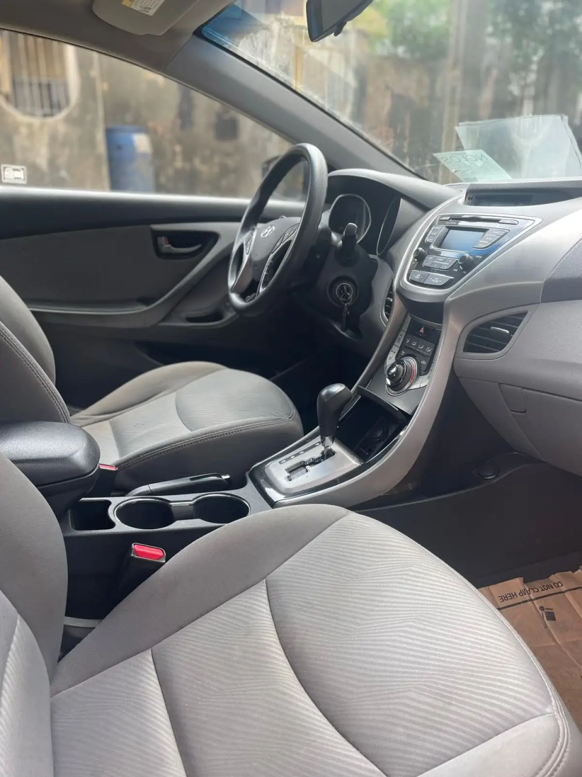 Hyundai elantra gls - Image 6