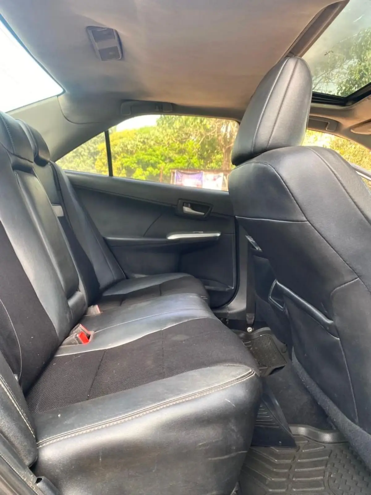 2013 TOYOTA CAMRY SE FOR SALE - Image 4