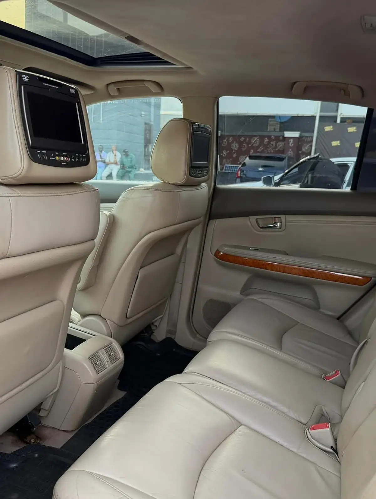 Urgent Sales Lexus RX330 - Image 10