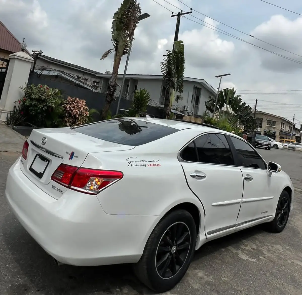 Urgent Sales Lexus ES 350 - Image 3