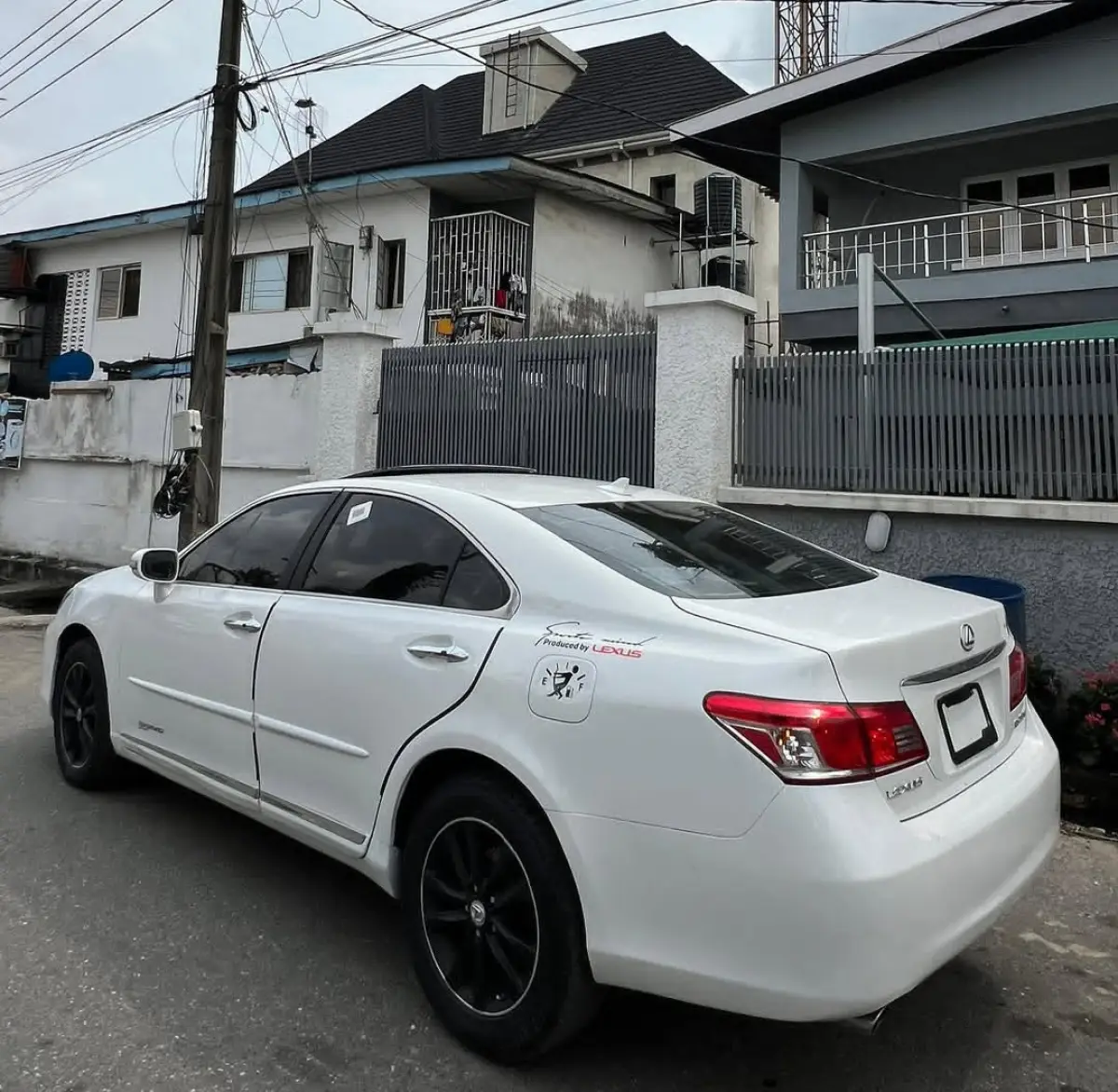 Urgent Sales Lexus ES 350 - Image 7