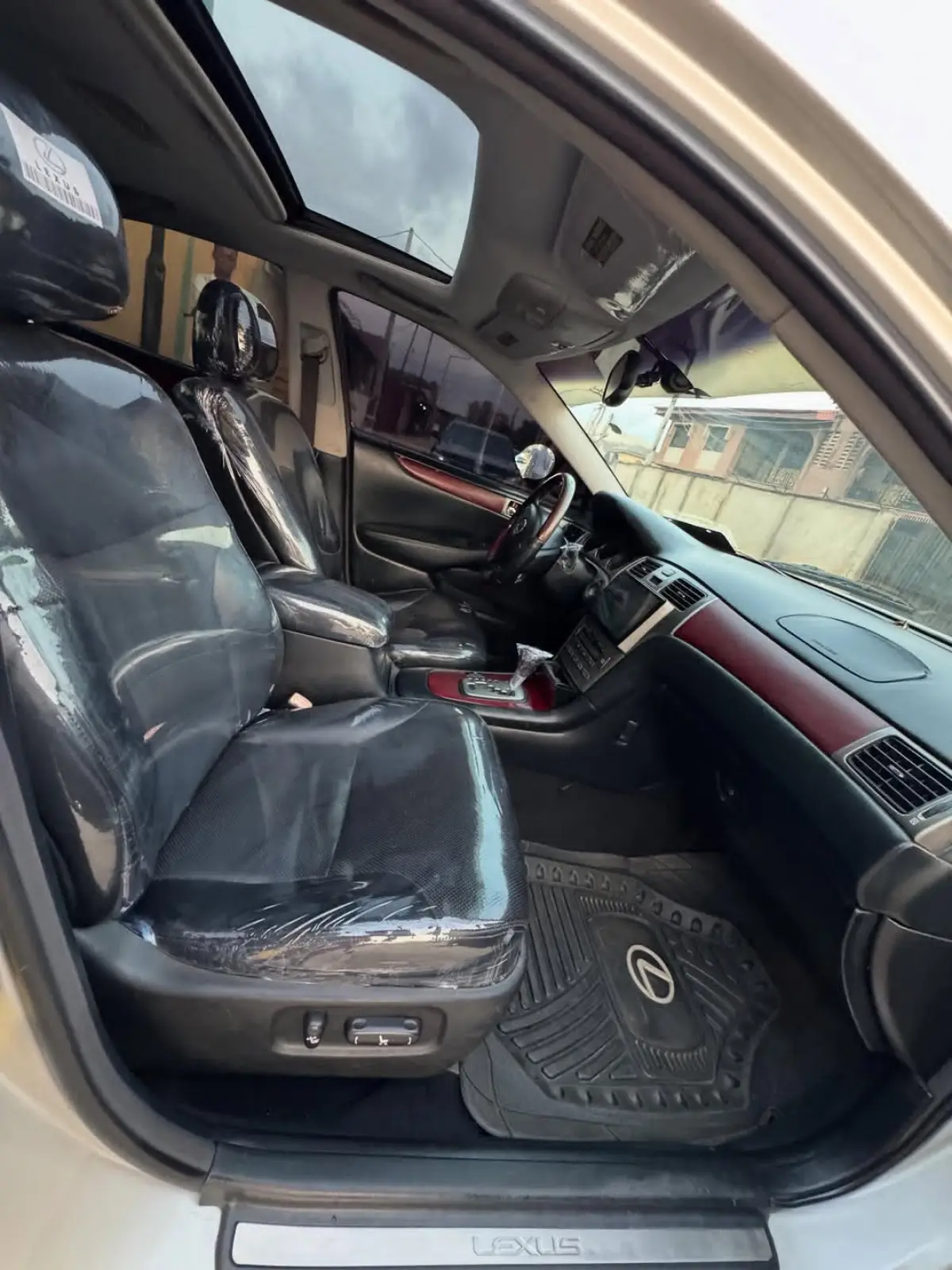 Urgent Sales Lexus ES330 - Image 3