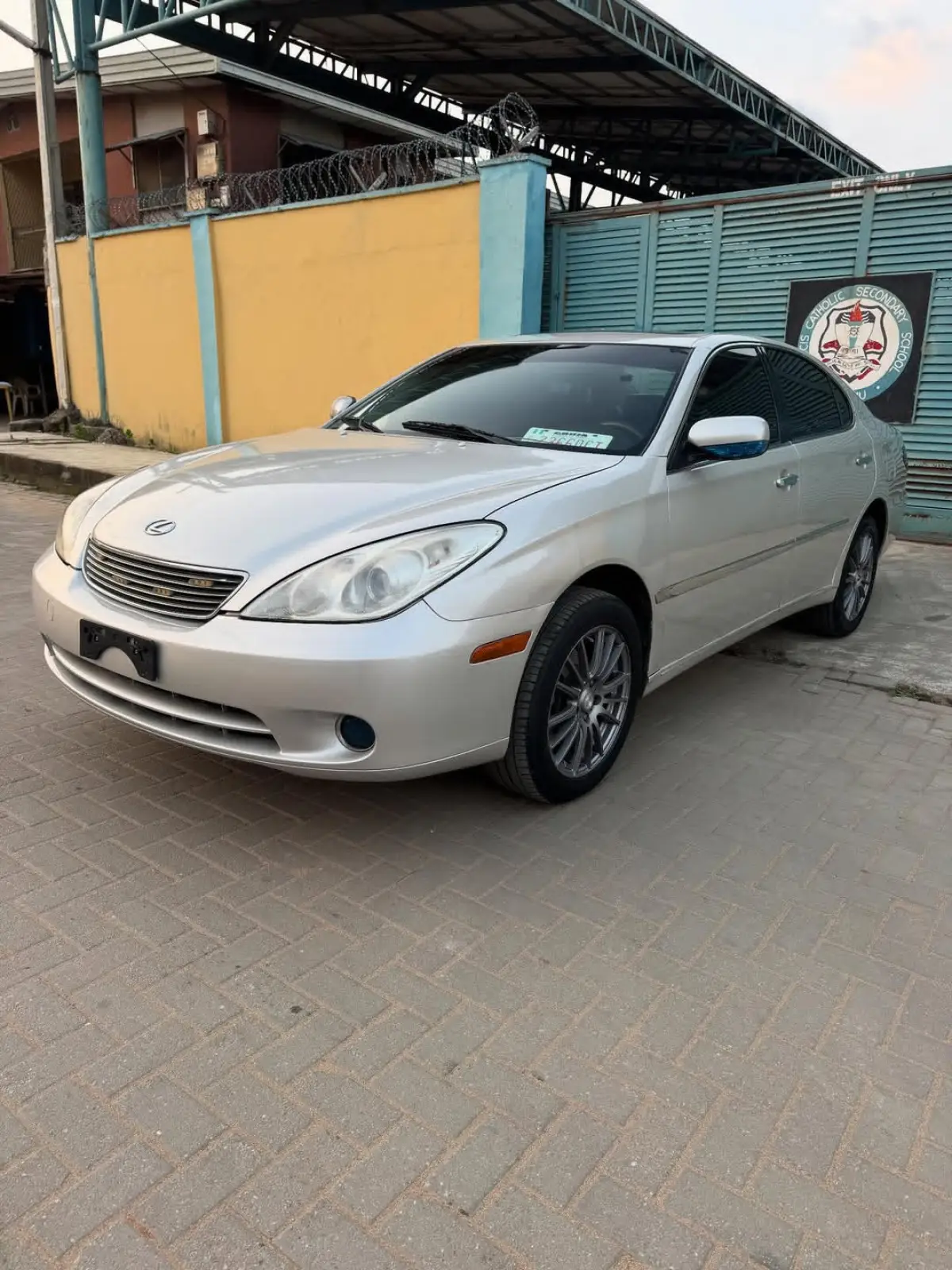 Urgent Sales Lexus ES330 - Image 10