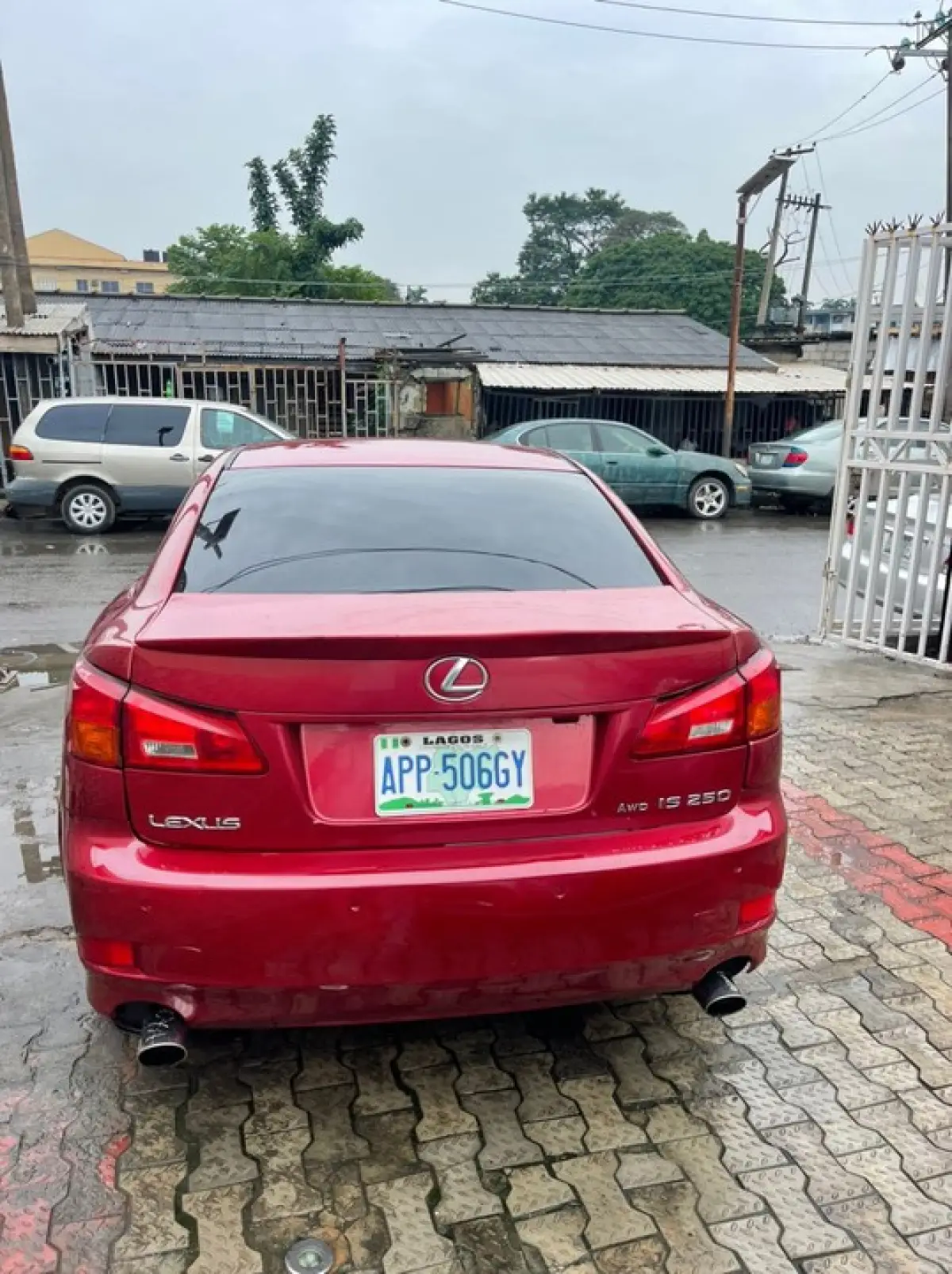 LEXUS IS 250 - Image 1