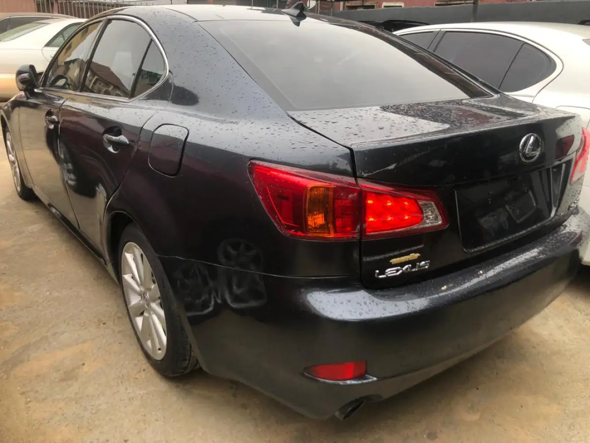 BLACK LEXUS IS 250 - Image 7