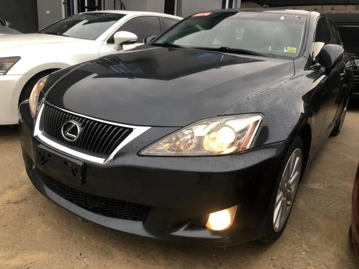 BLACK LEXUS IS 250 - Image 9