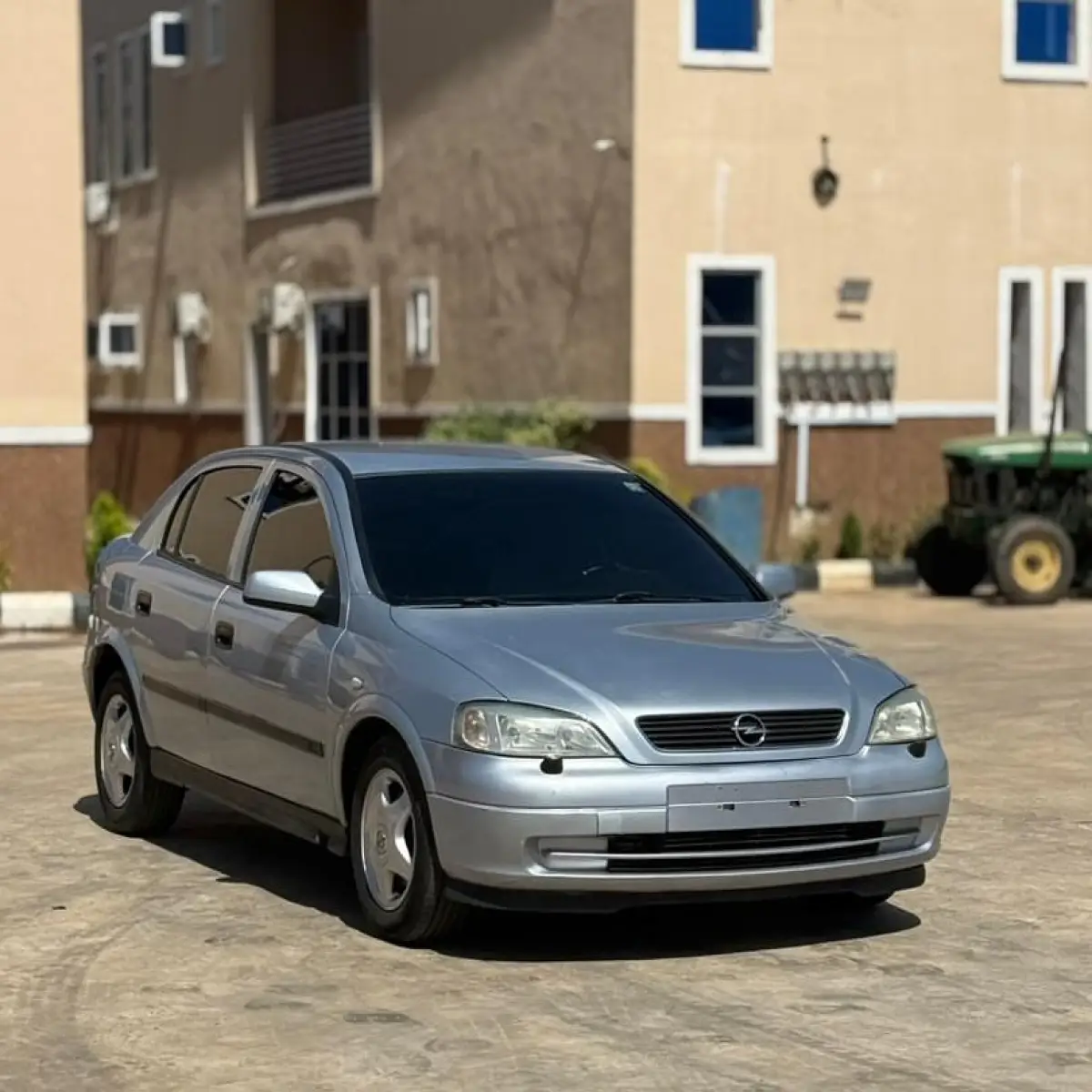 Opel Astra - Image 1