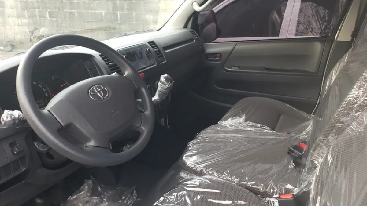 TOYOTA HIACE BUS FOR SALE - Image 5