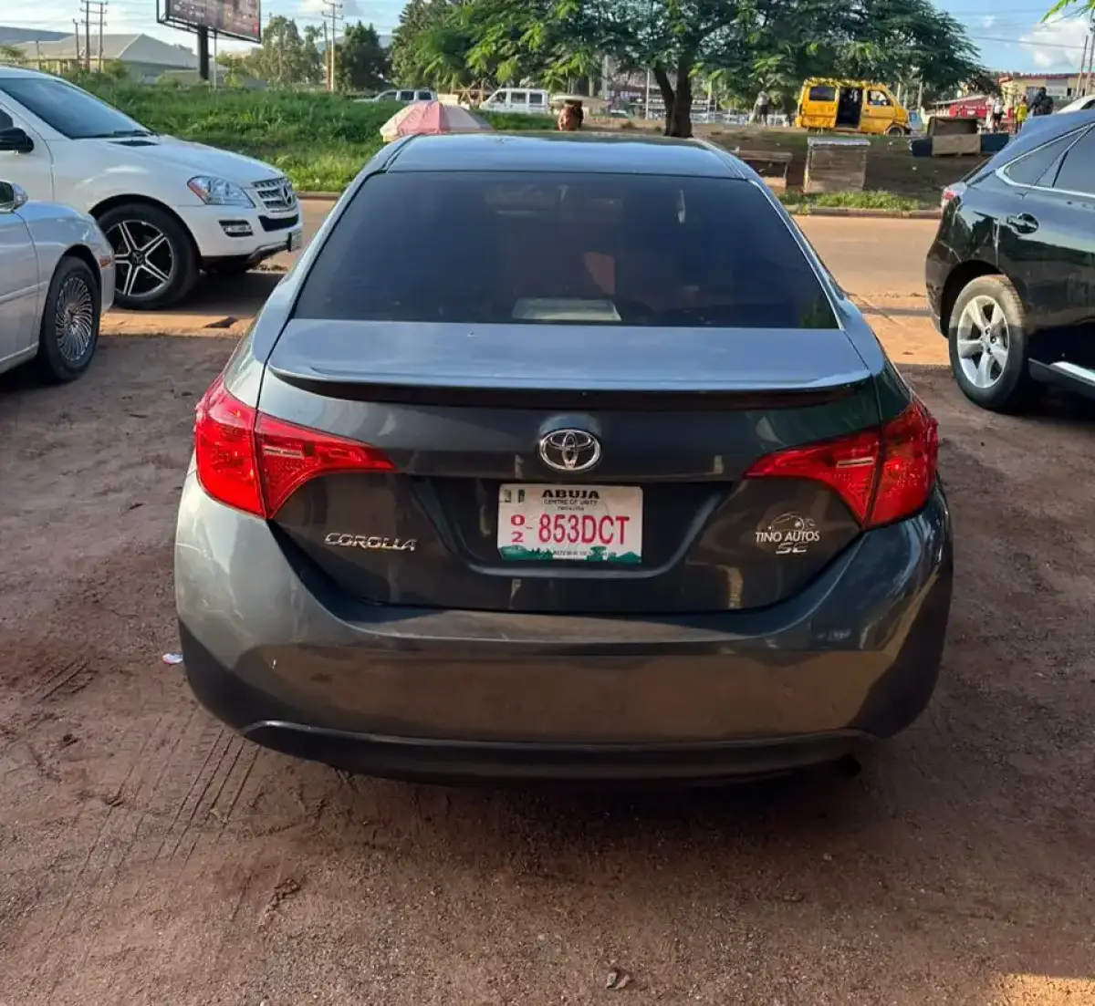 2017 Toyota Corolla - Image 2