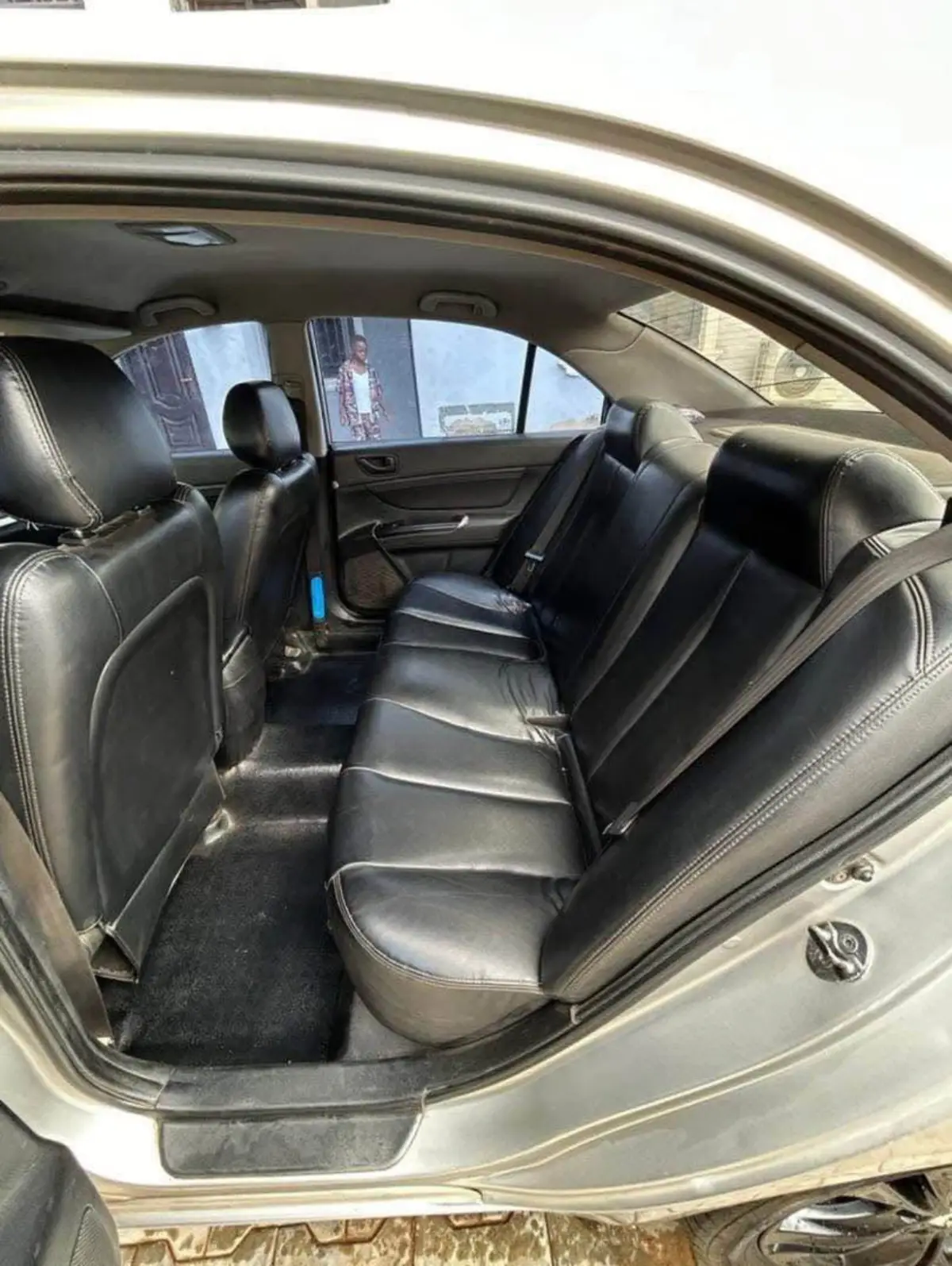 Hyundai Sonata - Image 3