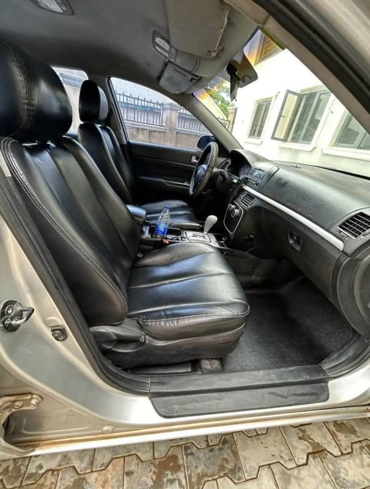 Hyundai Sonata - Image 4