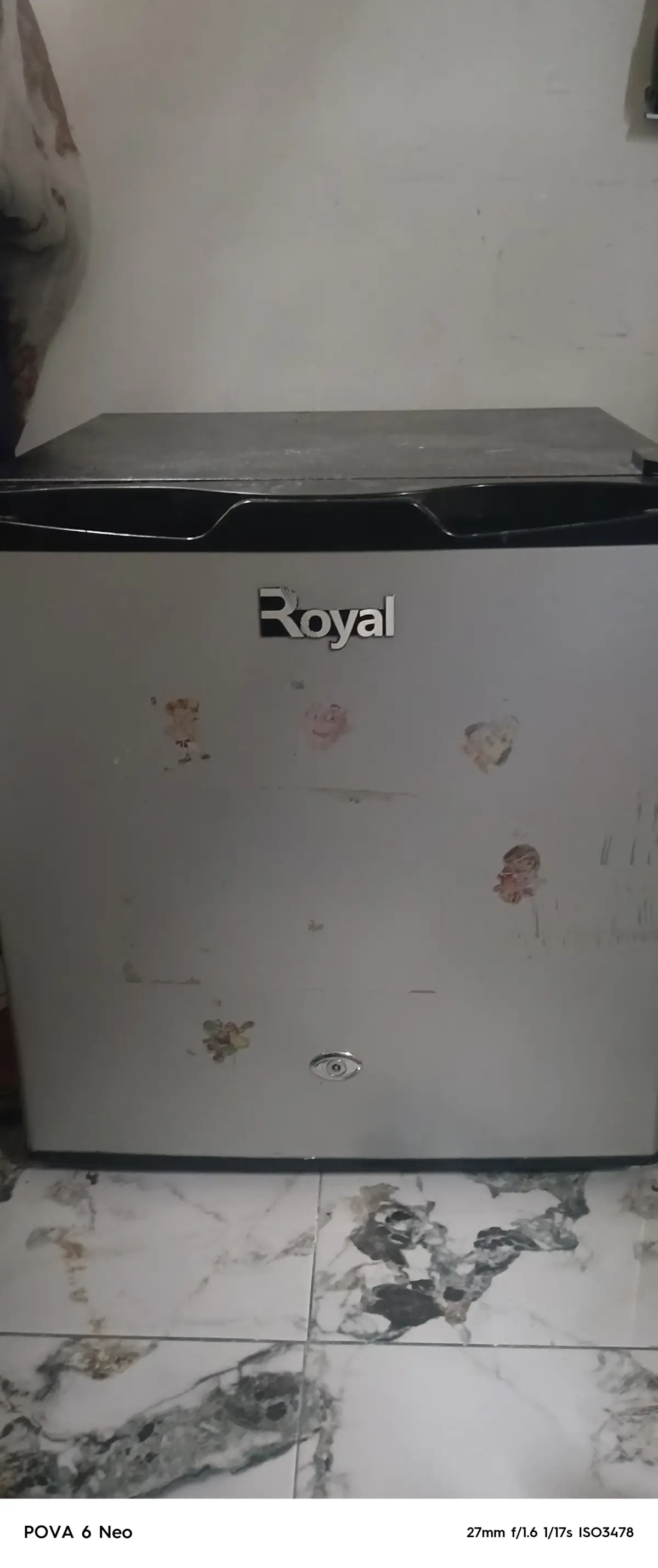 Refrigerator - Image 3