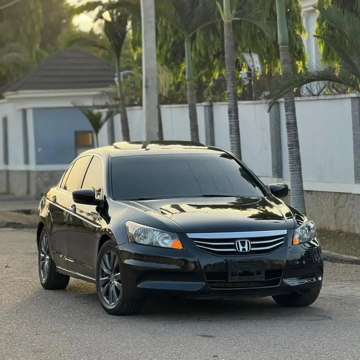 2011 Honda accord - Image 2
