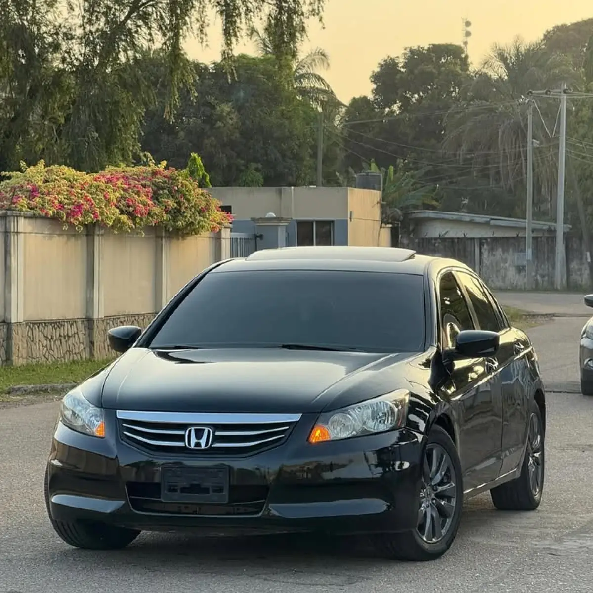 2011 Honda accord - Image 3