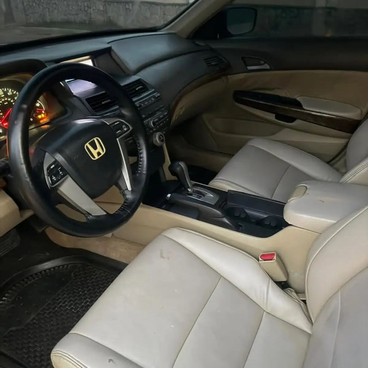 HONDA Accord v6 2009 - Image 6