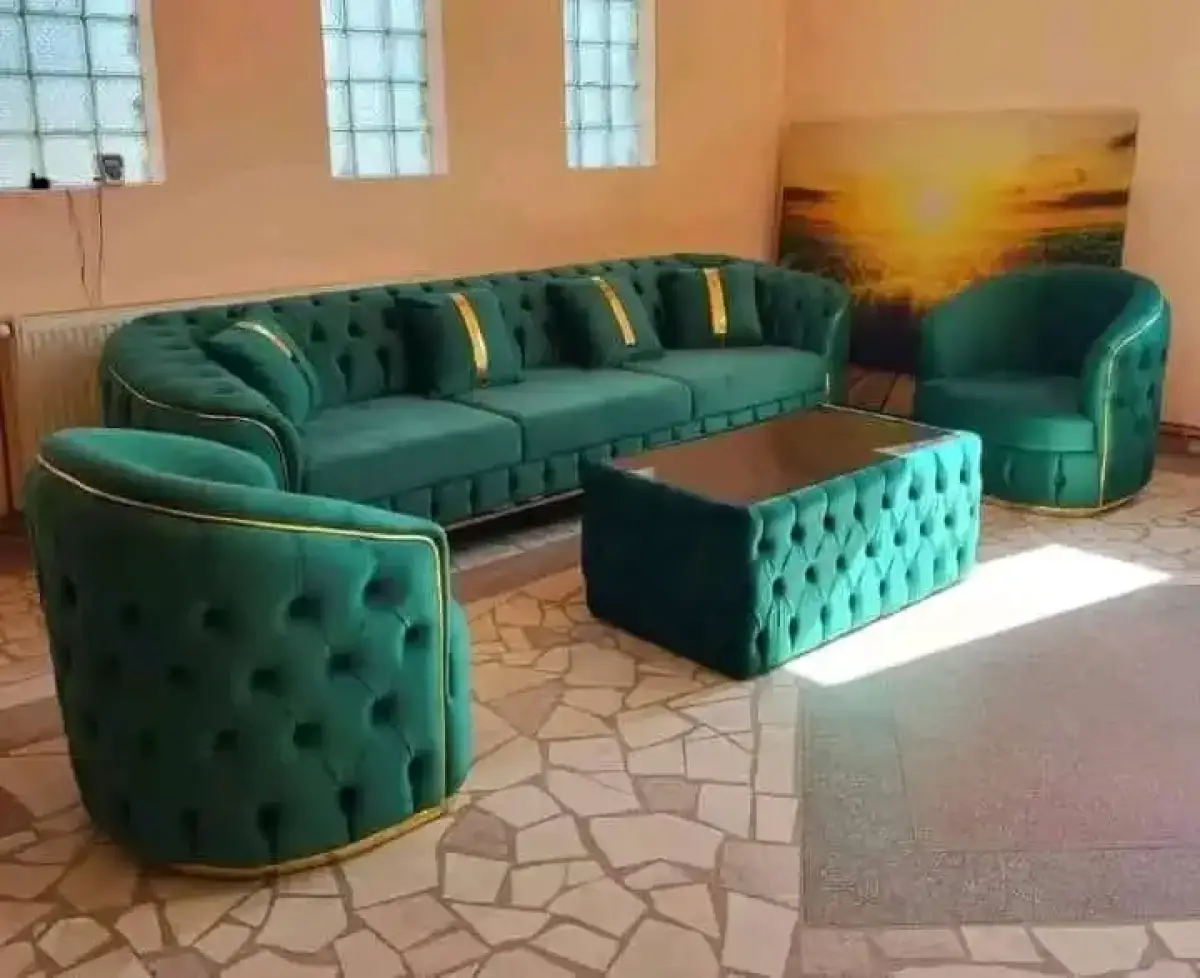 Chairs and sofas - Image 4