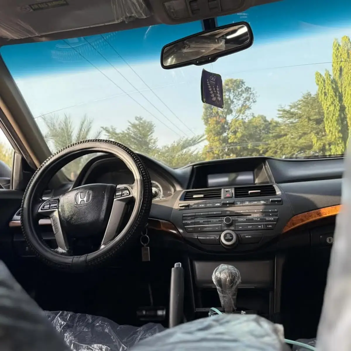 Honda accord 2012 - Image 5