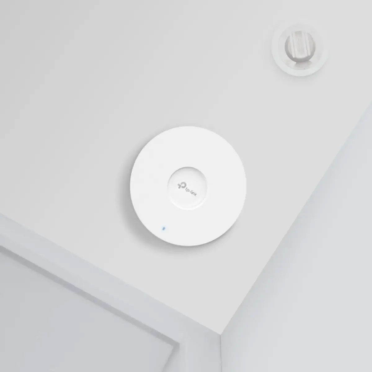 Tp-link EA653 AX3000 CEILING MOUNT WIFI 6 ACCESS POINT - Image 1