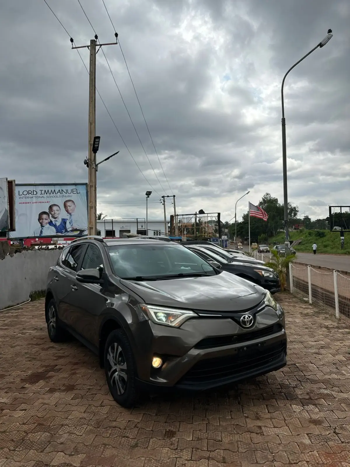 Toyota RAV4 XLE 2017 - Image 9