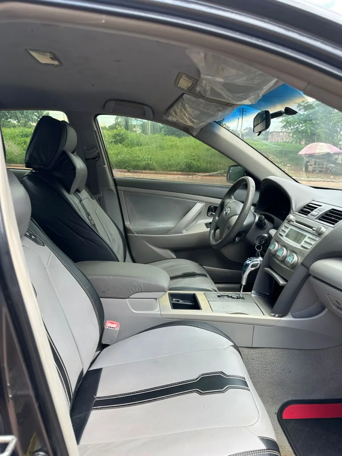 Toyota Camry LE 2009 - Image 3