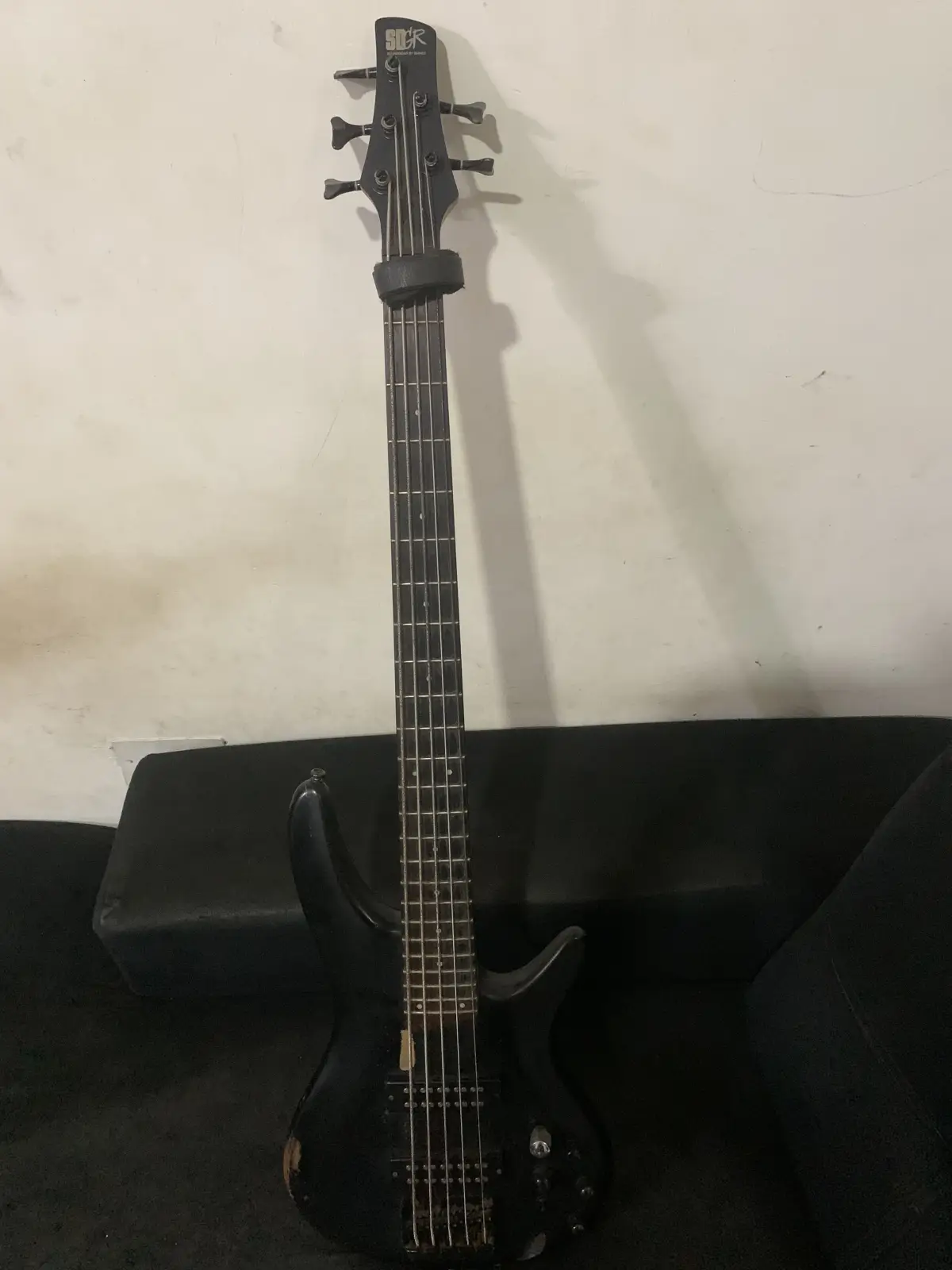 5 strings IBANEZ BASS GUITAR - Image 4