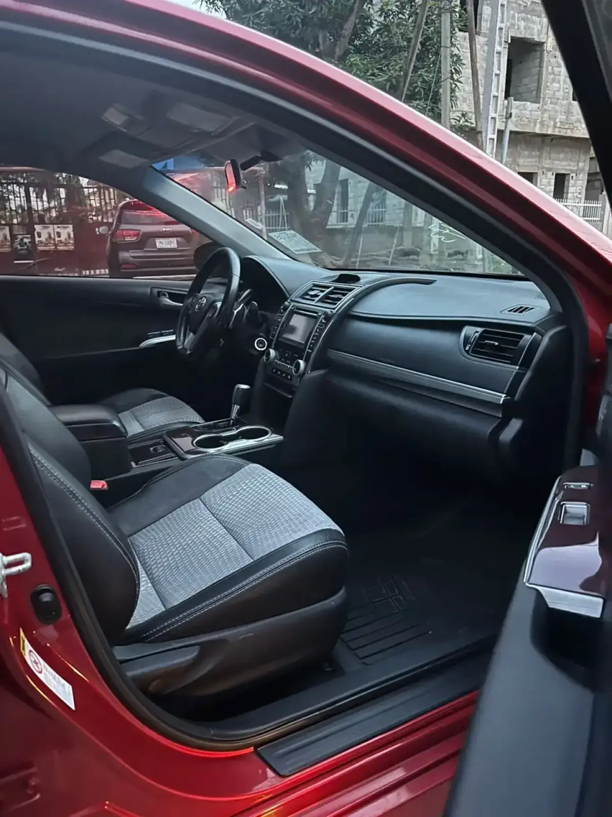 Toyota Camry - Image 5