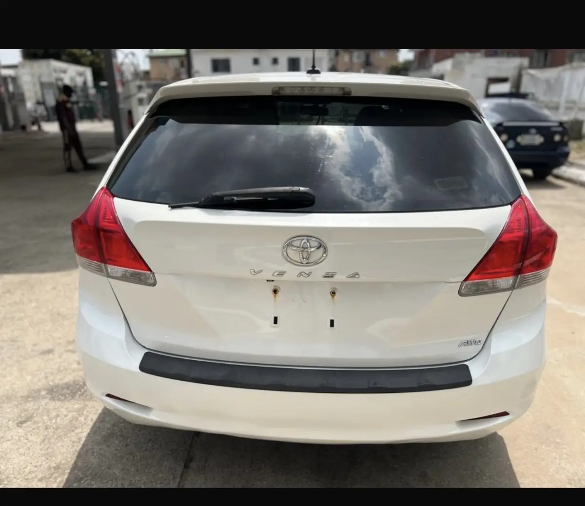 Toyota venza 2011 - Image 3