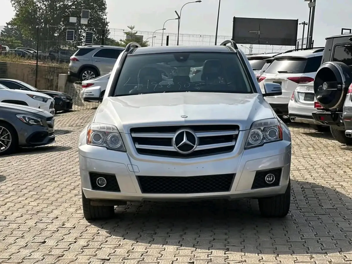 2012 MERCEDES BENZ GLK350 - Image 1