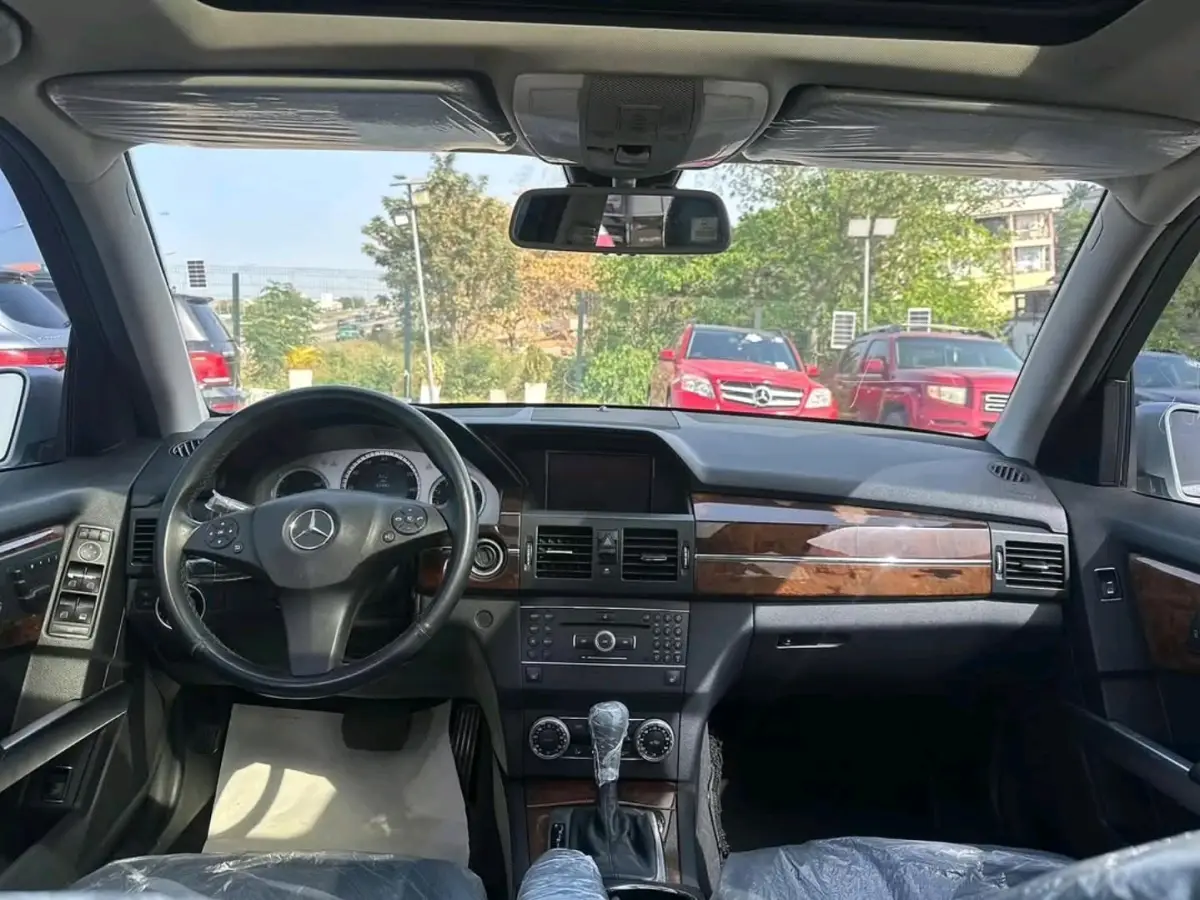 2012 MERCEDES BENZ GLK350 - Image 5