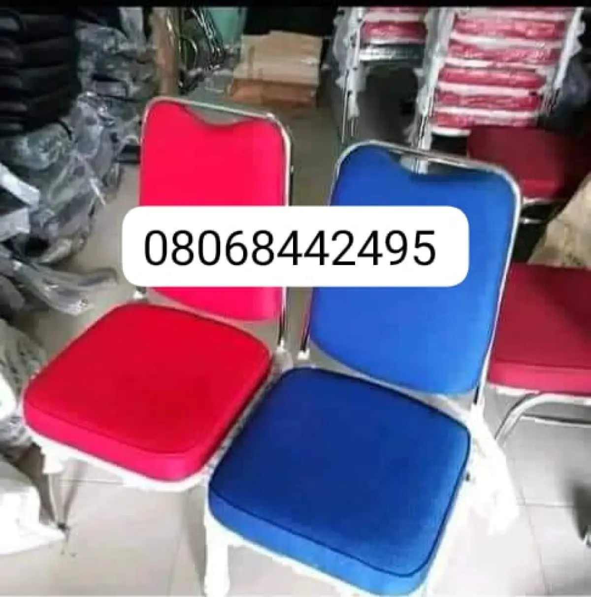 Banquet chairs - Image 3