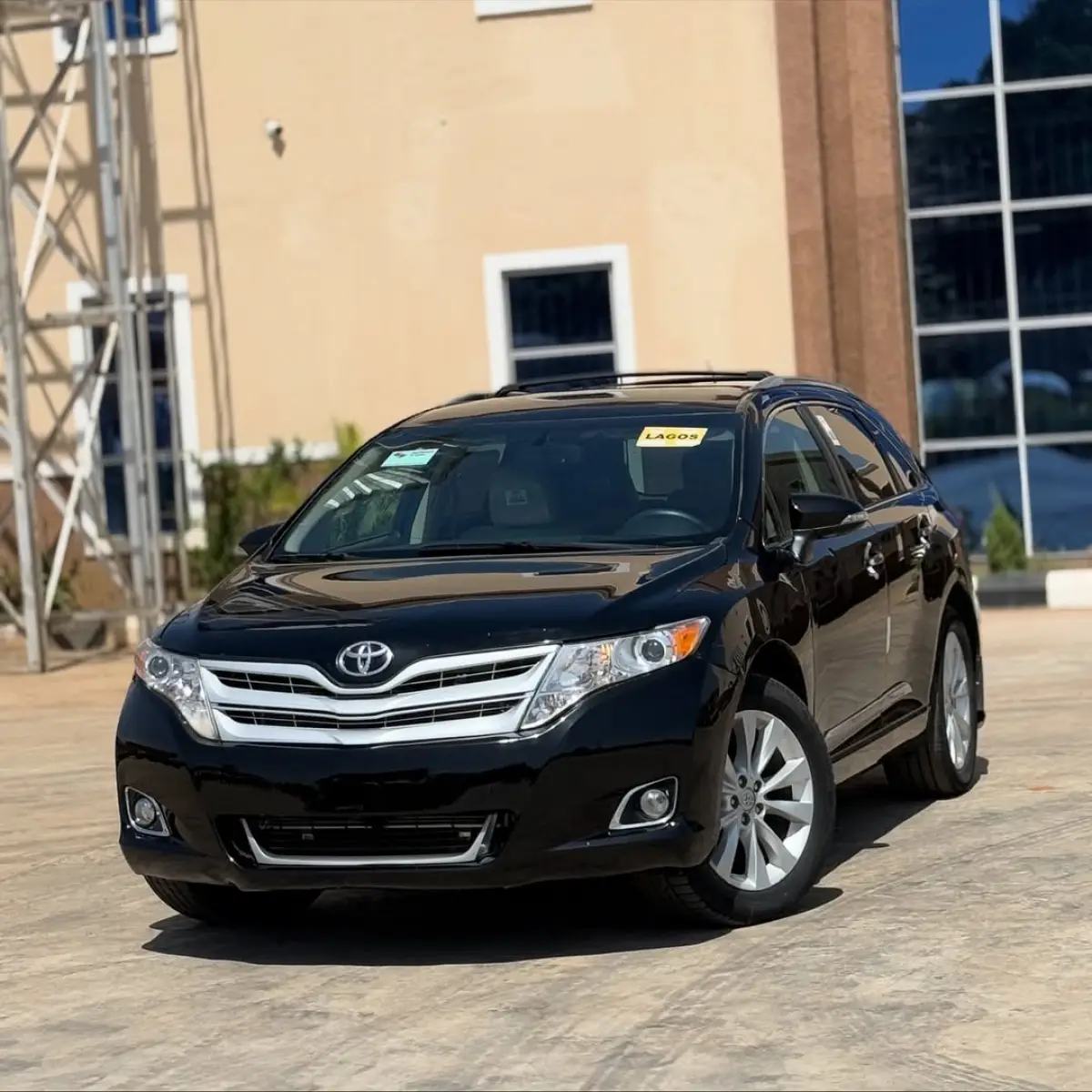Toyota Venza - Image 1