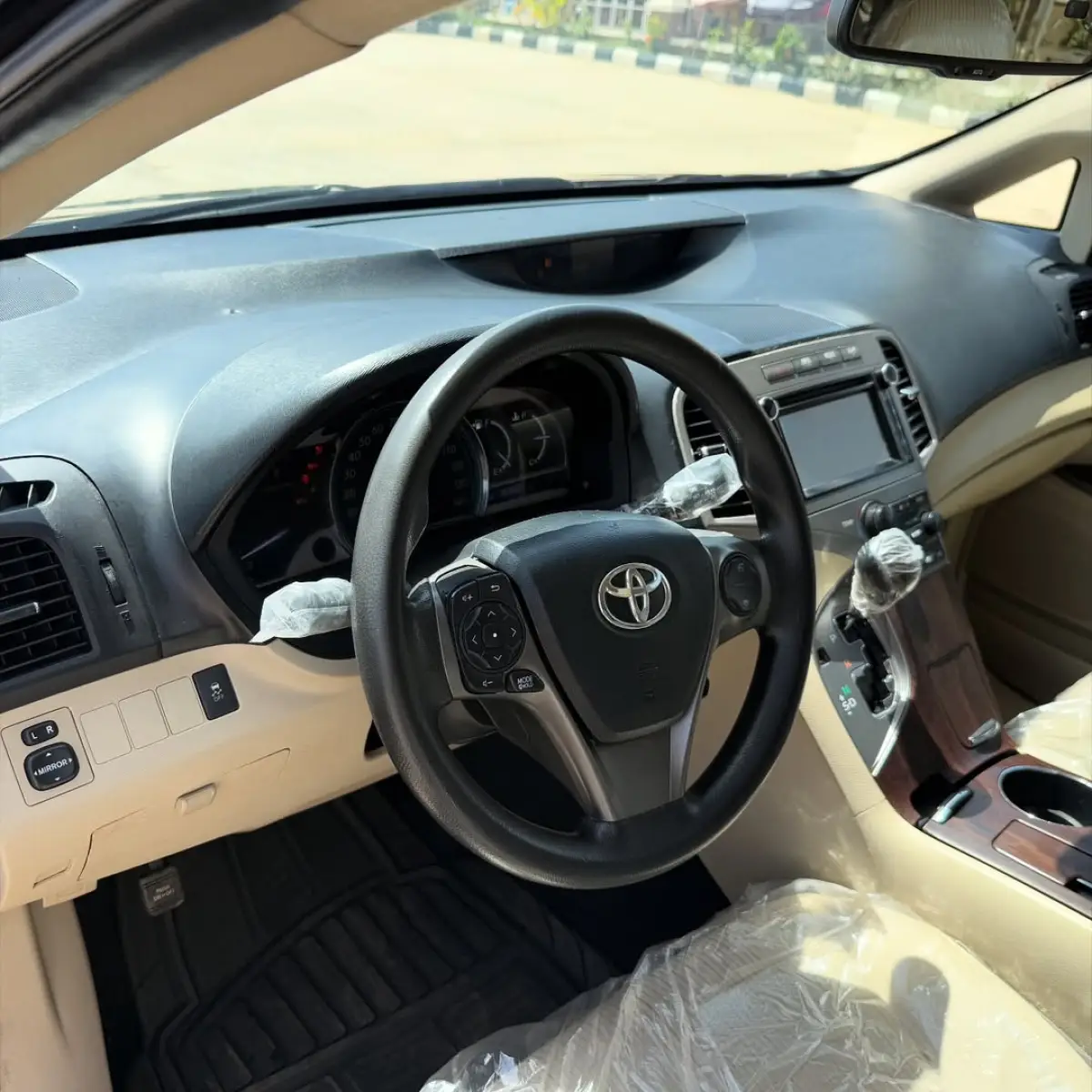 Toyota Venza - Image 4