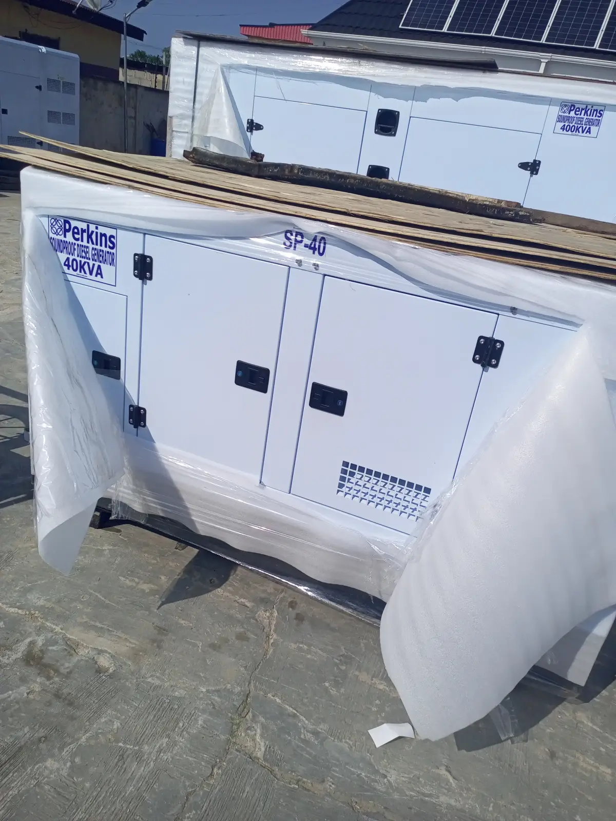 Brand new England Stamford Perkins Soundproof diesel engine generator - Image 1