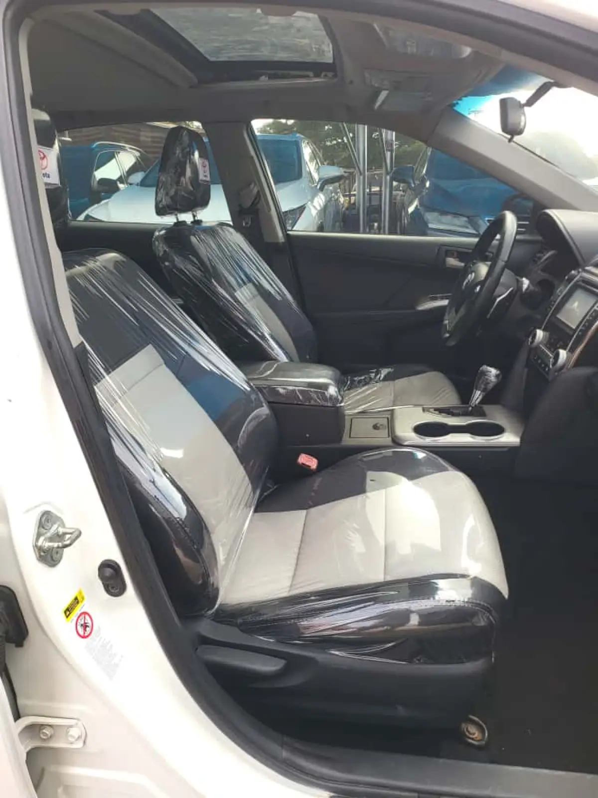 Toyota Camry 2013 - Image 4